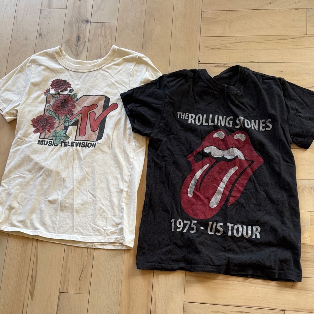 Target women’s t shirts graphic design